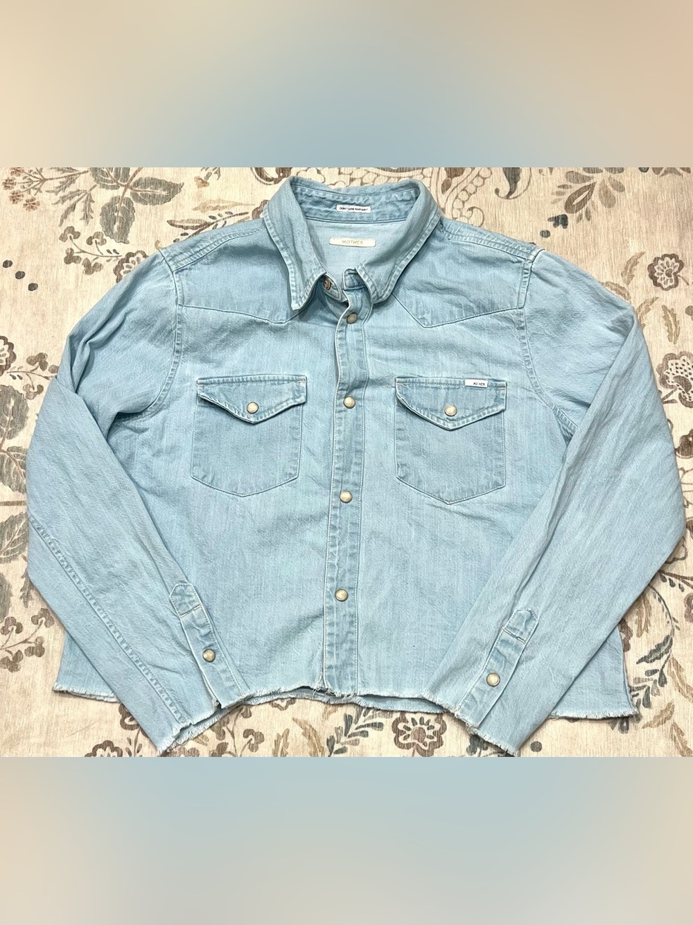 MOTHER The Super Ex's Crop Step Fray Button Down Shirt Small No End In Sight - Picture 7 of 14